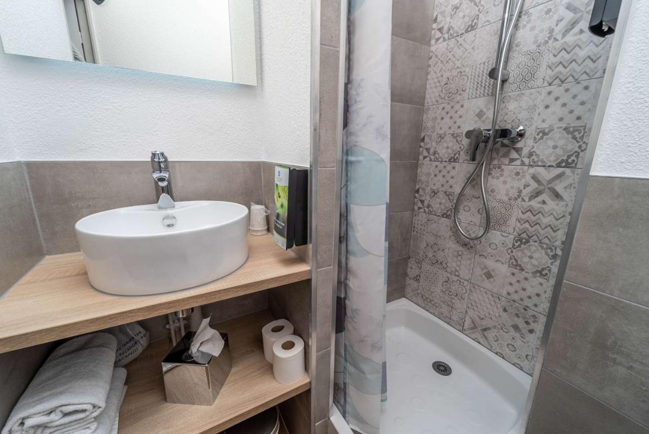 Sure Hotel By Best Western Сарла-ла-Канеда Екстериор снимка