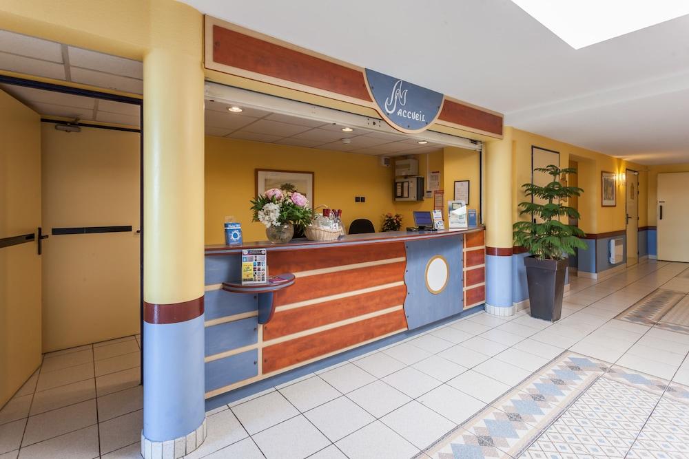 Sure Hotel By Best Western Сарла-ла-Канеда Екстериор снимка