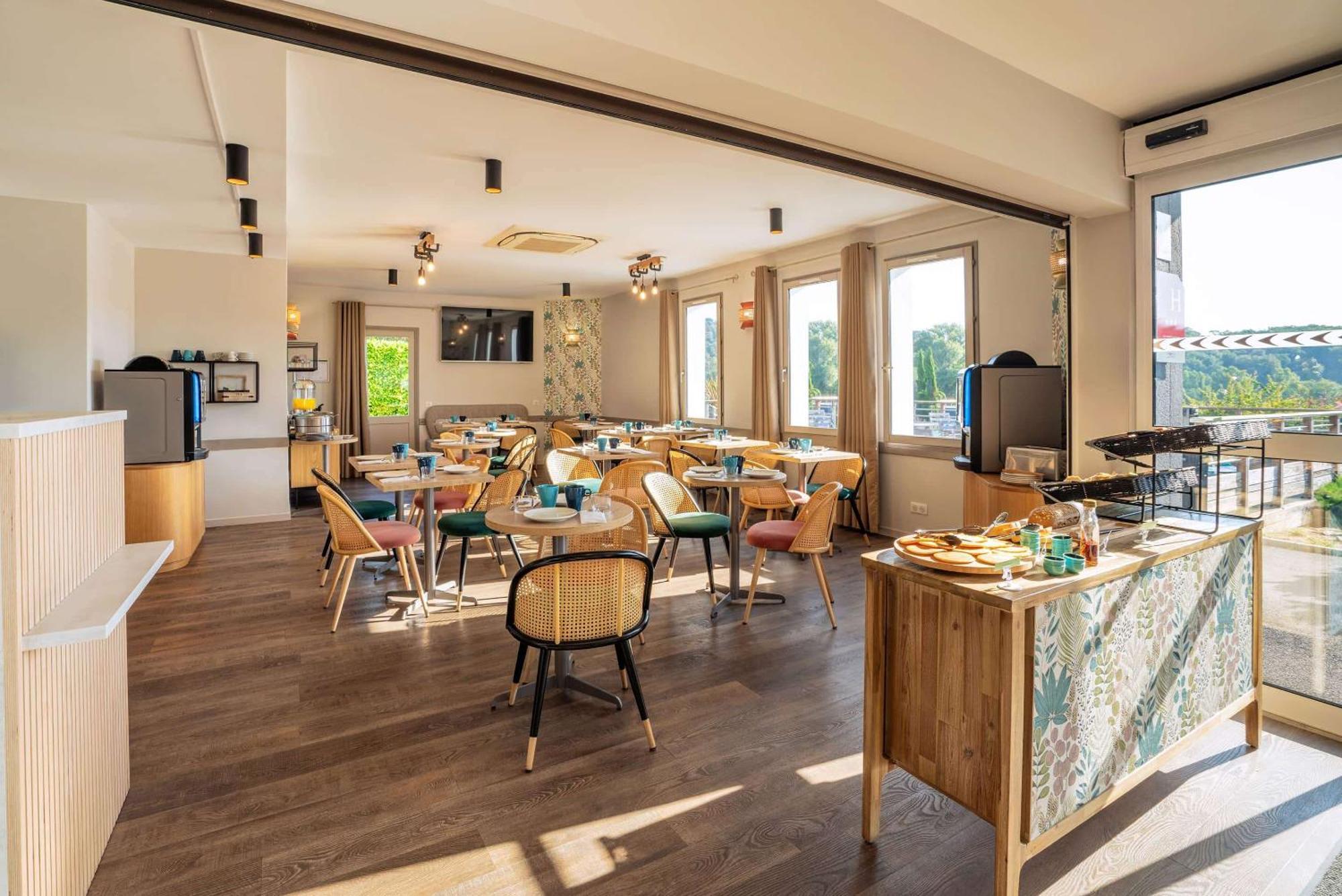 Sure Hotel By Best Western Сарла-ла-Канеда Екстериор снимка